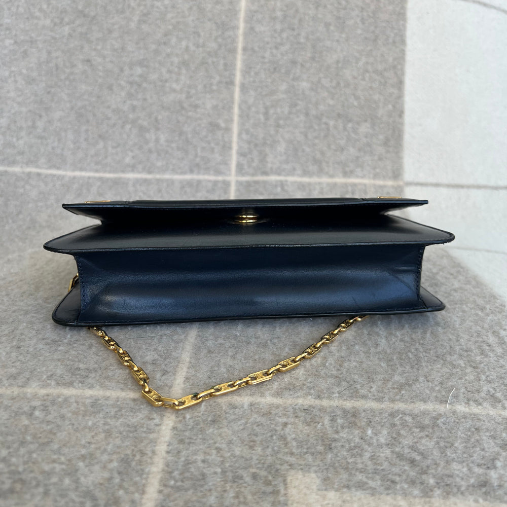 
            
                Load image into Gallery viewer, Vintage Celine Dual Logo Shoulder Bag with Vintage Celine Chain
            
        
