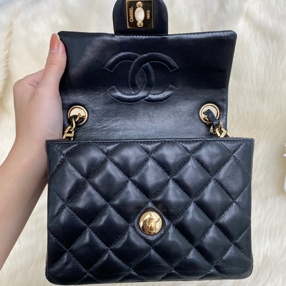 
            
                Load image into Gallery viewer, 2002 CHANEL Vintage Square Mini
            
        