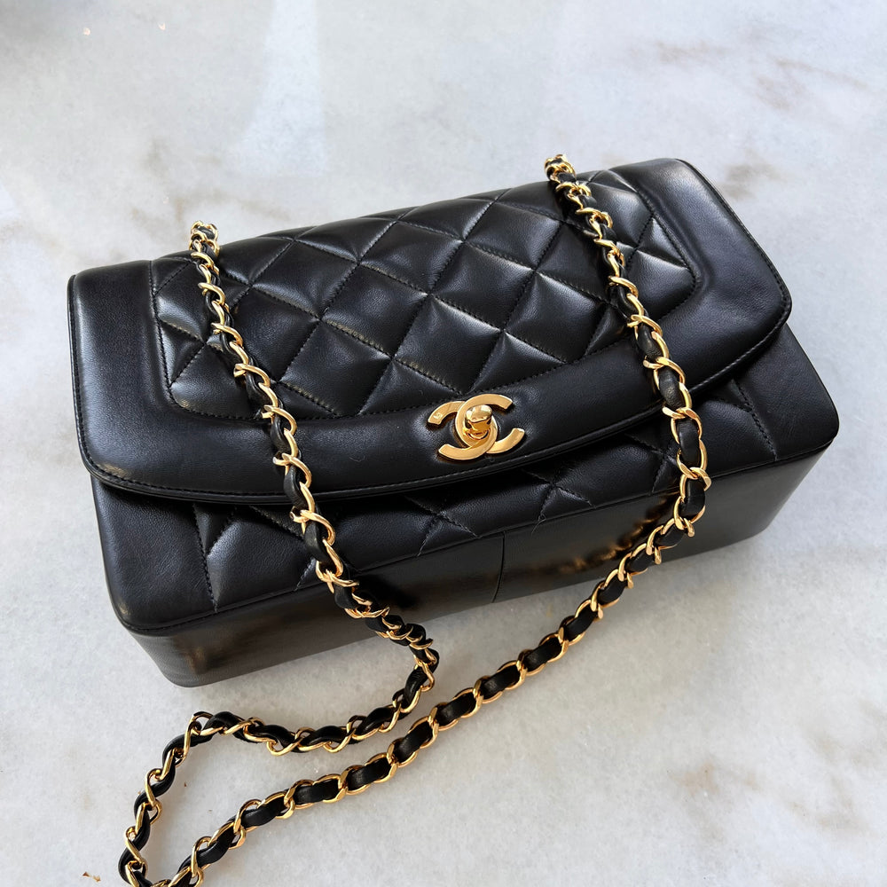 1991-1994 Chanel Vintage Medium Diana