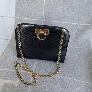 Ferragamo shoulder bag with chain online