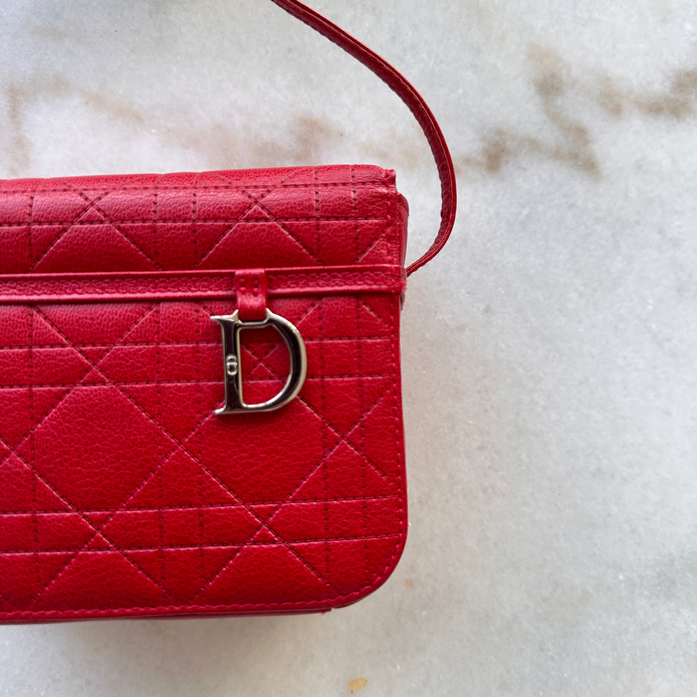 
            
                Load image into Gallery viewer, 1990s-2000s Vintage Christian Dior Top Handle Box Bag Red
            
        