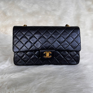 Chanel Vintage Beige Vertical Quilted Lambskin Small Flap Gold Hardware,  1991-1994 Available For Immediate Sale At Sotheby's