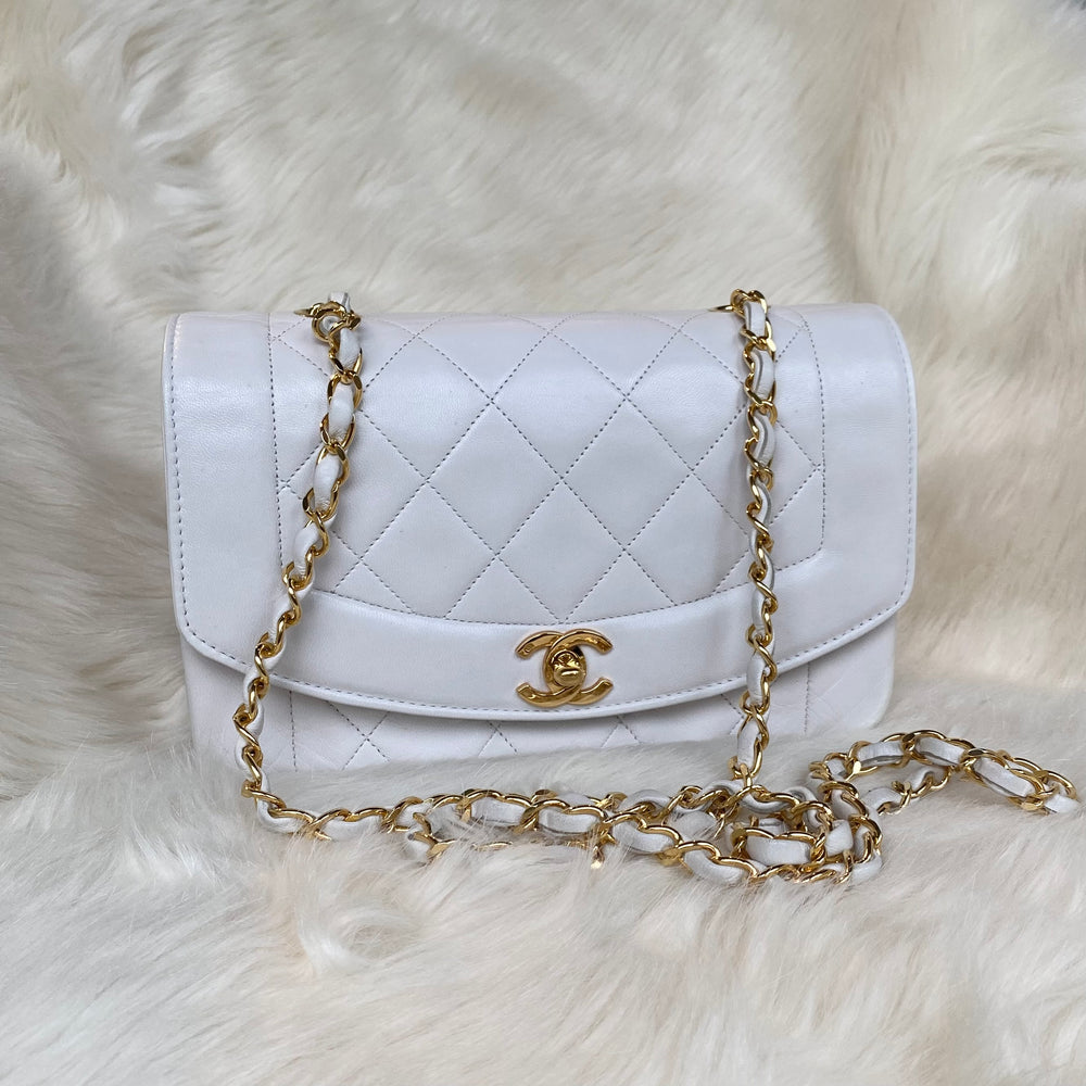 small white chanel purse